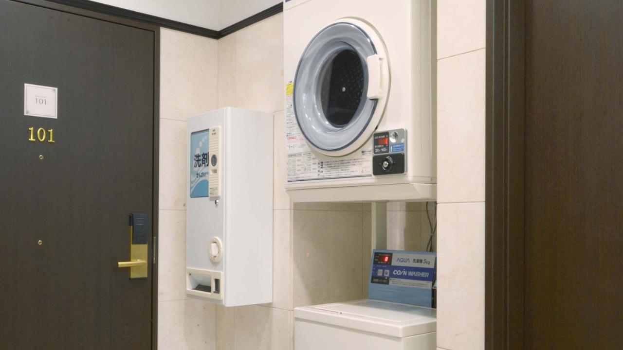 Toyoko Inn Tokyo Eki Yaesu Kita Guchi Ngoại thất bức ảnh
