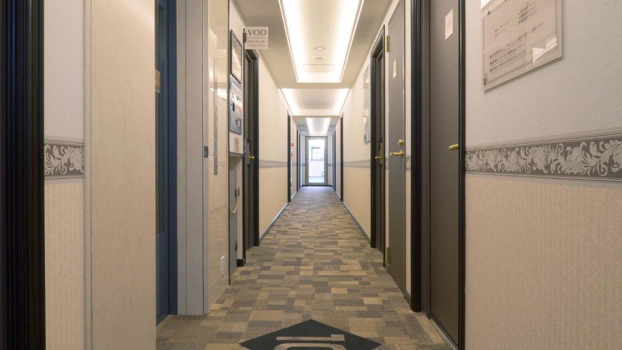 Toyoko Inn Tokyo Eki Yaesu Kita Guchi Ngoại thất bức ảnh