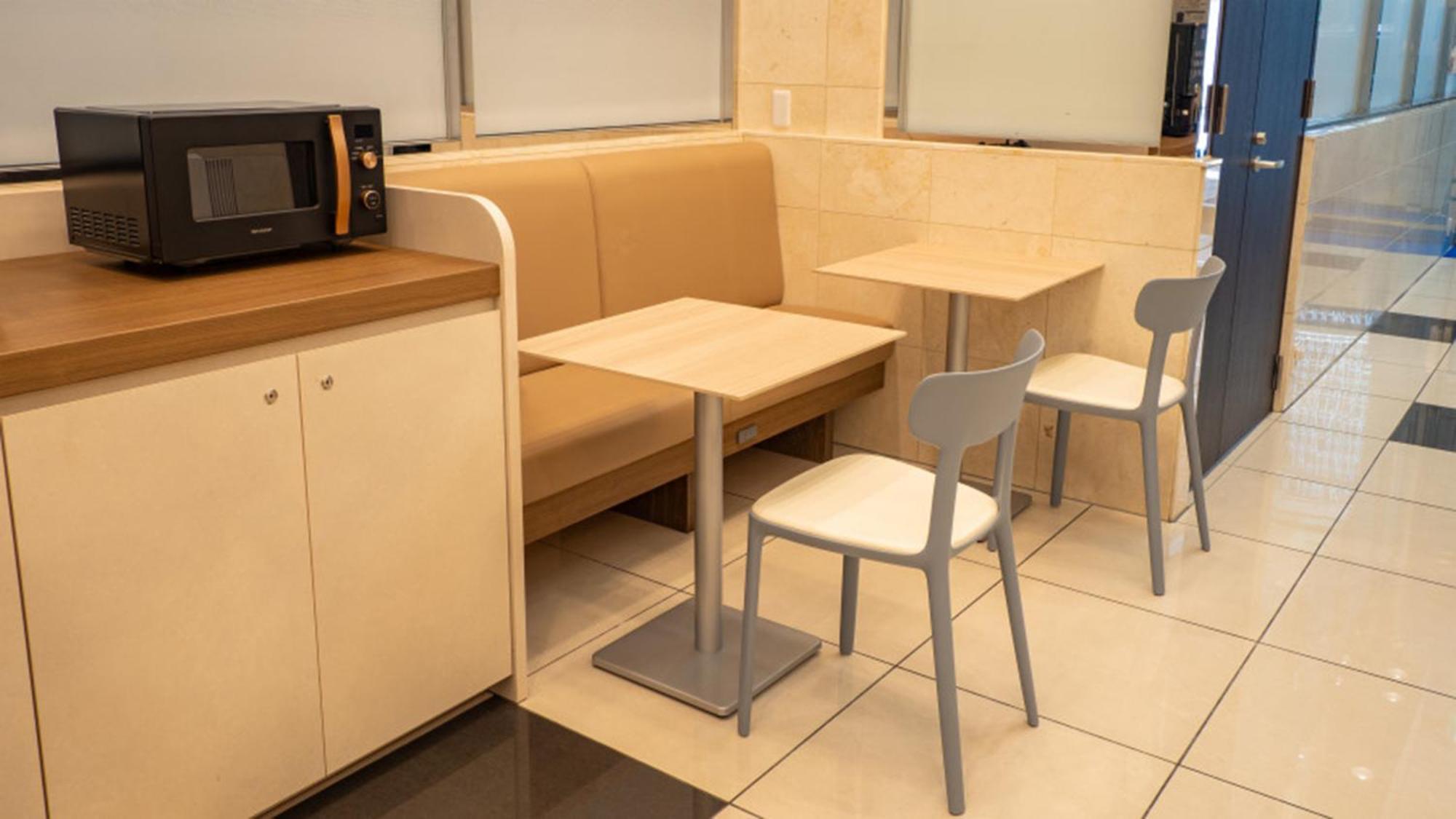 Toyoko Inn Tokyo Eki Yaesu Kita Guchi Ngoại thất bức ảnh