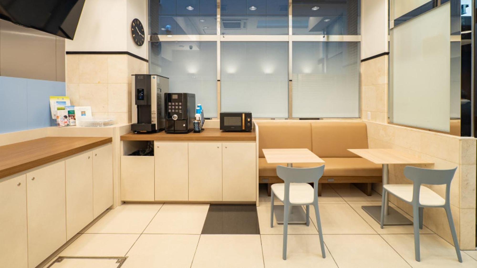 Toyoko Inn Tokyo Eki Yaesu Kita Guchi Ngoại thất bức ảnh