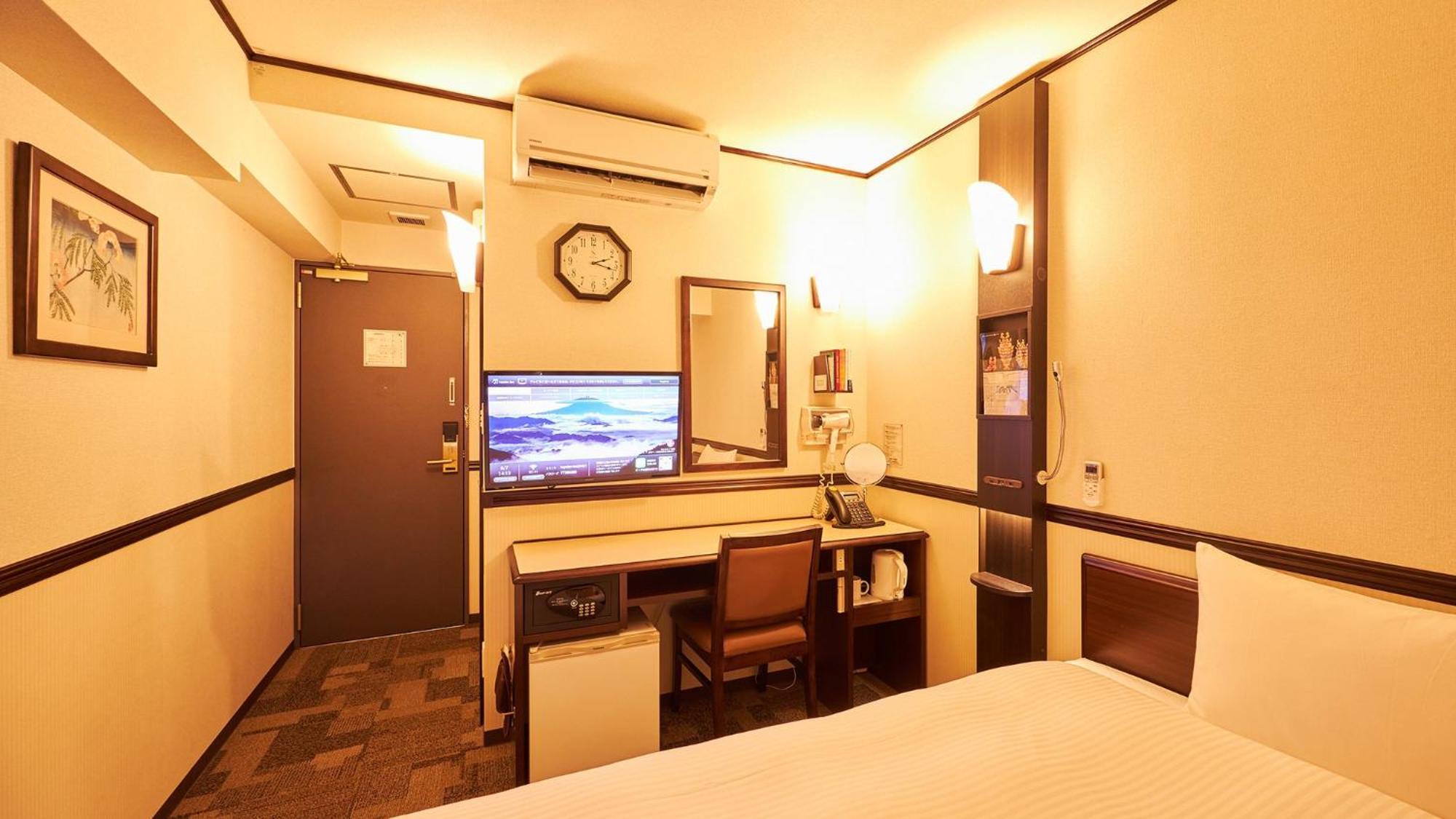 Toyoko Inn Tokyo Eki Yaesu Kita Guchi Phòng bức ảnh