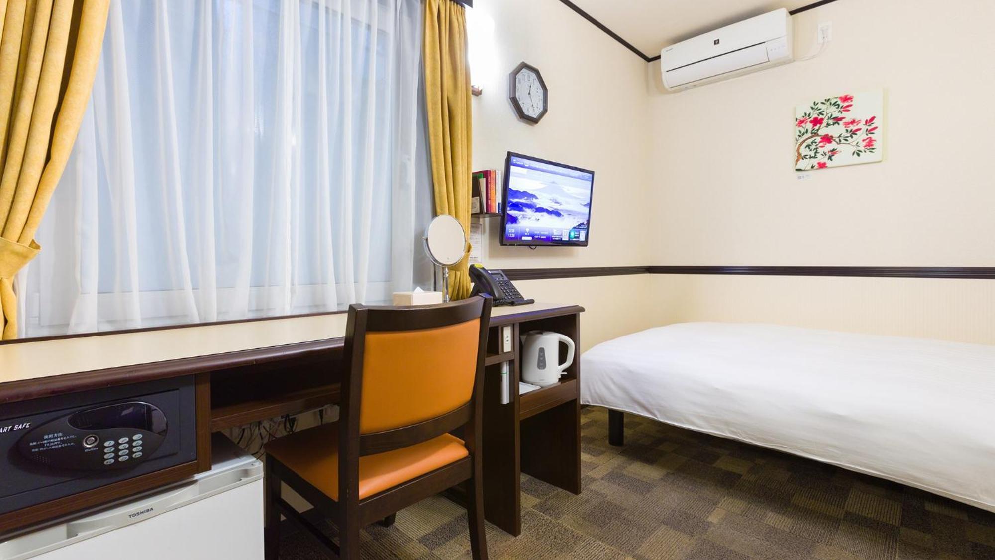 Toyoko Inn Tokyo Eki Yaesu Kita Guchi Phòng bức ảnh