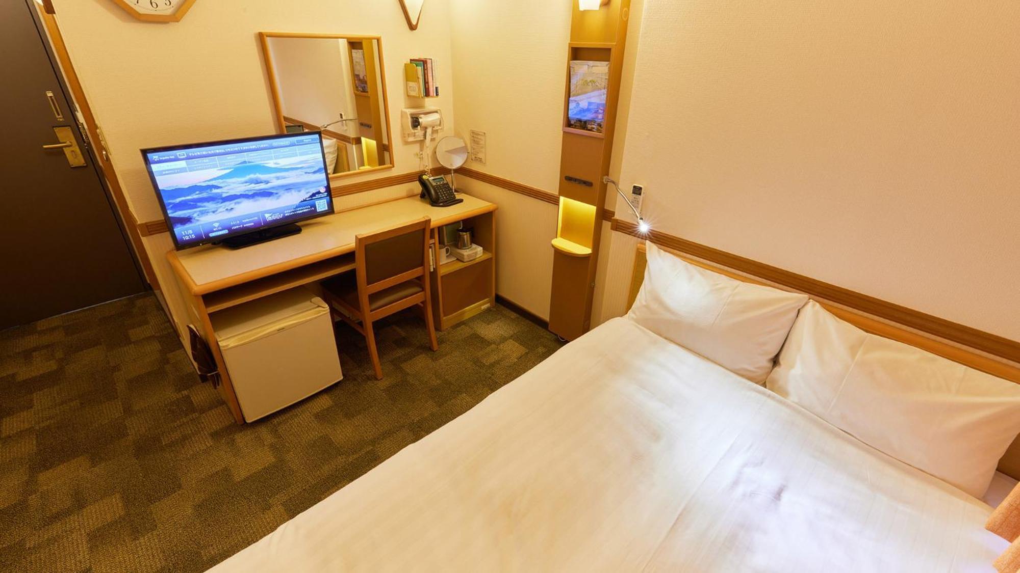 Toyoko Inn Tokyo Eki Yaesu Kita Guchi Phòng bức ảnh