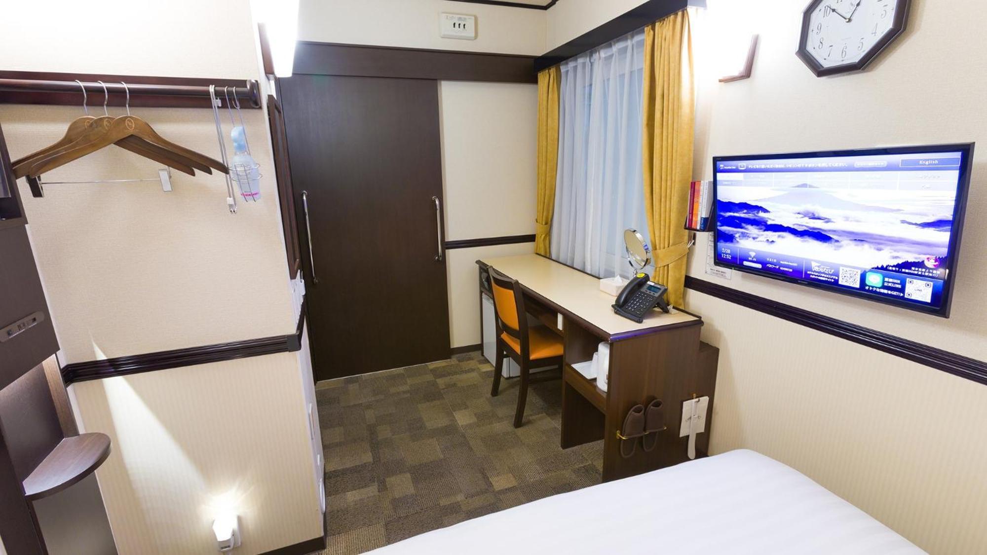 Toyoko Inn Tokyo Eki Yaesu Kita Guchi Phòng bức ảnh