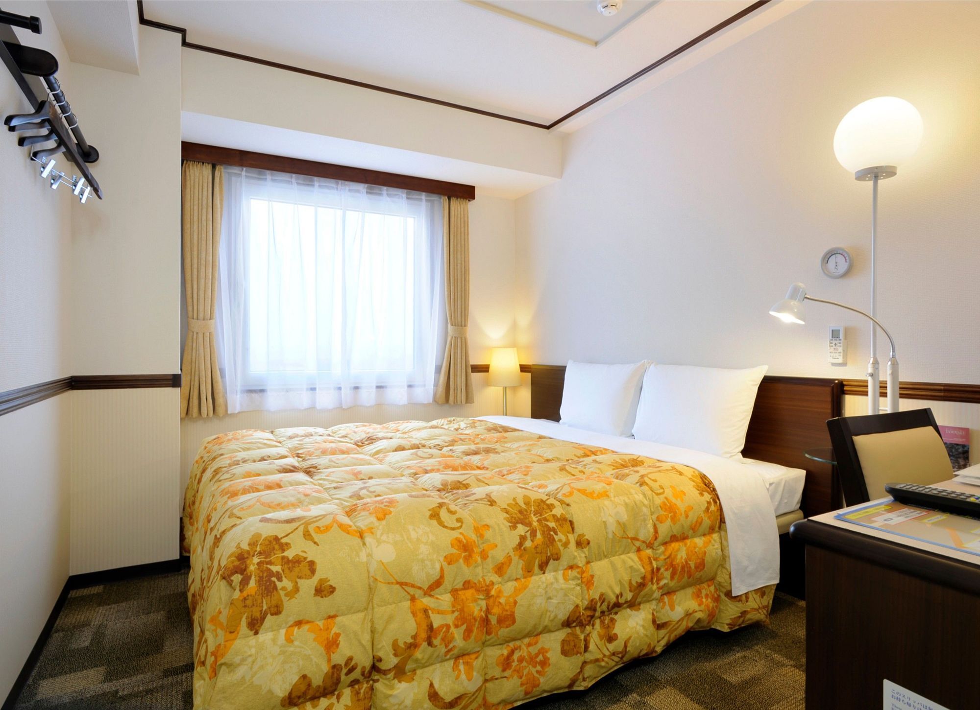 Toyoko Inn Tokyo Eki Yaesu Kita Guchi Ngoại thất bức ảnh